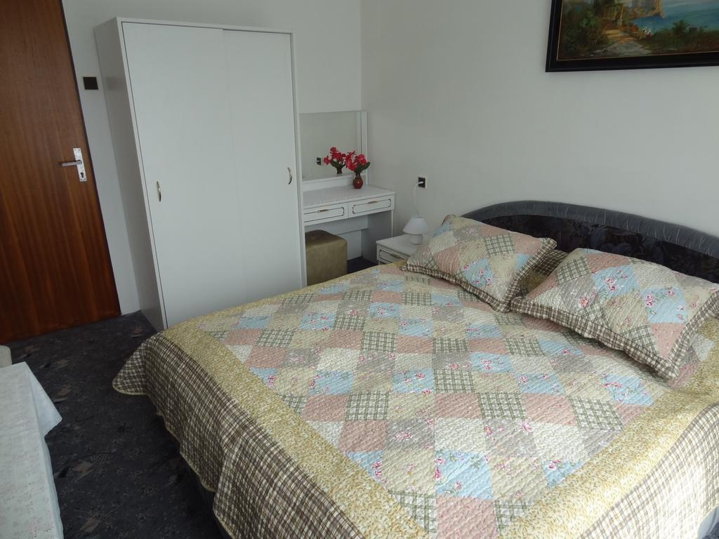 Pension Villa Hany Mariánské Lázně Quarto foto