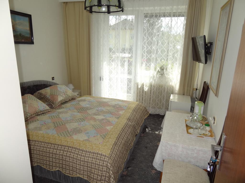 Pension Villa Hany Mariánské Lázně Quarto foto